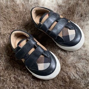 Burberry sneakers used toddler 7